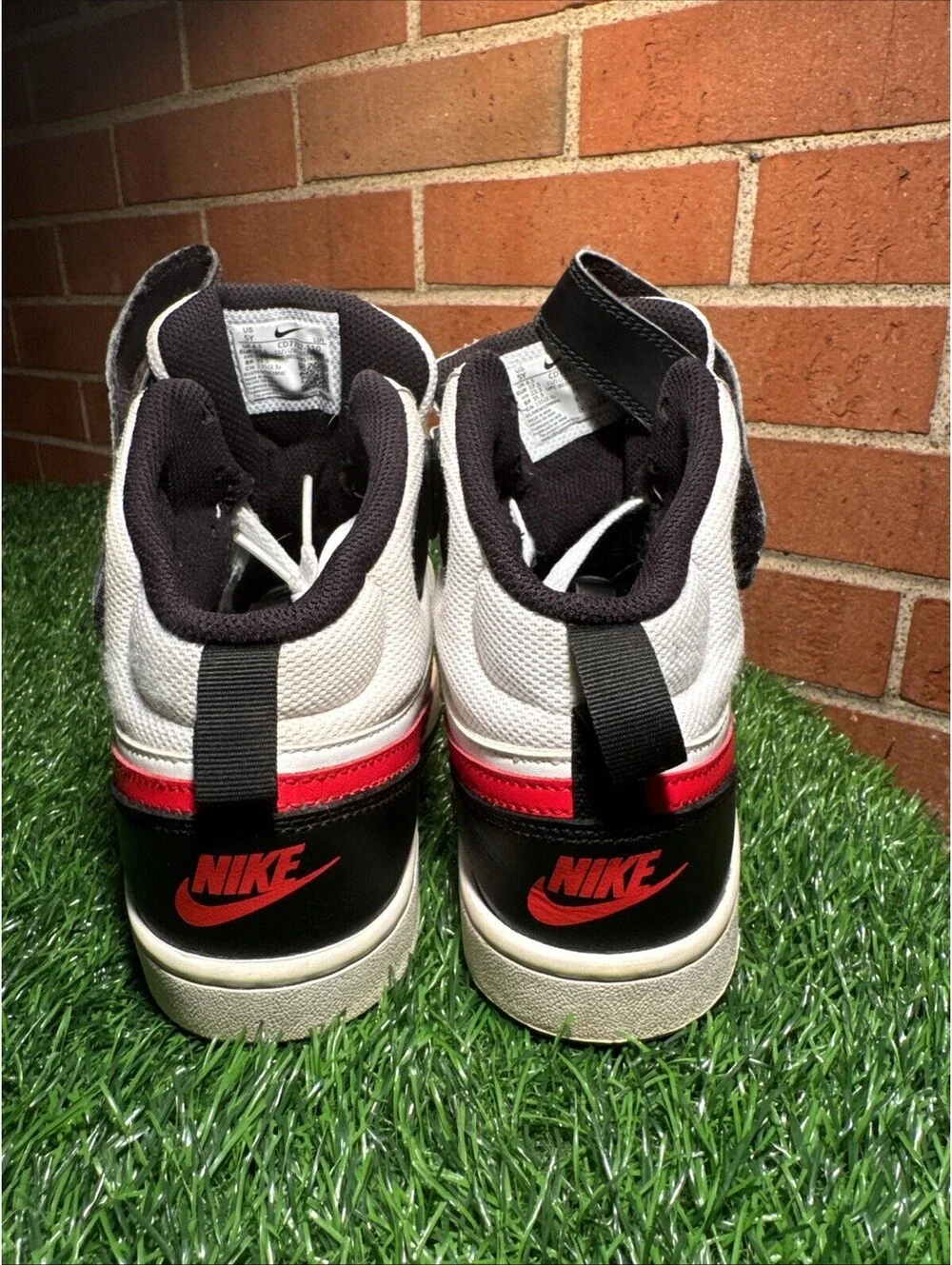 Size 5 (GS) - Nike Court Borough 2 Mid White University Red